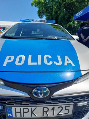 Na zdjęciu policyjny radiowóz.