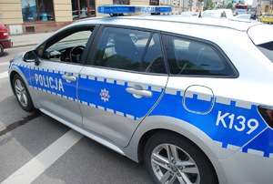 Na zdjęciu policyjny radiowóz.
