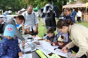Na zdjęciu stoisko profilaktyczne Komendy Miejskiej Policji w Rzeszowie.