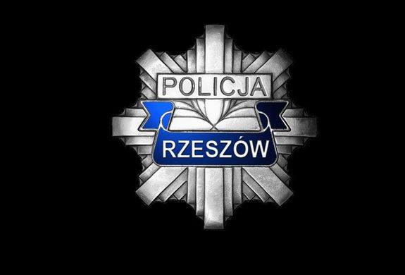 Na zdjeciu policyjna gwiazda.
