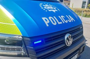 Na zdjęciu policyjny radiowóz.