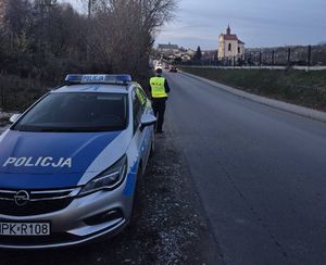 Na zdjęciu policyjne działania obchodów  Wszystkich Świętych.