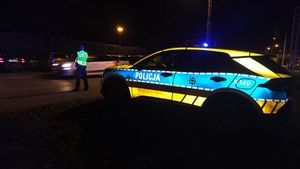 Na zdjęciu policyjne działania obchodów  Wszystkich Świętych.