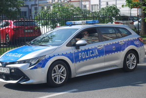 Na zdjęciu policyjny radiowóz.