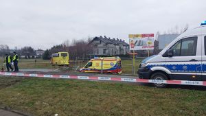 Zdjęcie ze zdarzenia drogowego na Rondzie Kuronia.