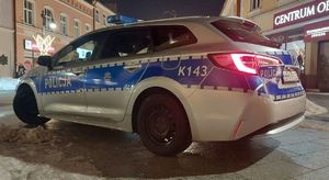 Na zdjęciu policyjny radiowóz.