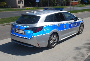 Na zdjęciu policyjny radiowóz.