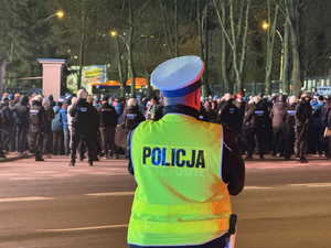 Podkarpaccy policjanci podczas zabezpieczenia meczu
