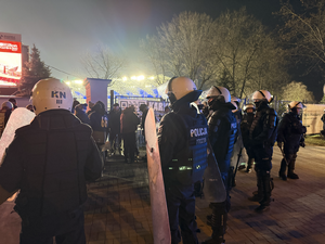 Podkarpaccy policjanci podczas zabezpieczenia meczu