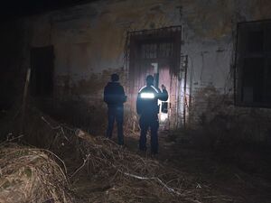 Policjanci i pracownicy socjalni w trakcie działań &amp;quot;Ogólnopolskie liczenie osób bezdomnych&amp;quot;.