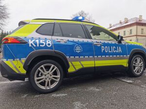 Na zdjęciu policyjny radiowóz.