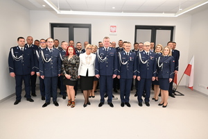 Na zdjęciu kadra kierownicza komendy miejskiej w umundurowaniu galowym.