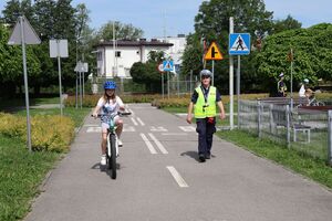 Policjanci egzaminowali uczniów z SP nr 6 w Rzeszowie na kartę rowerową.