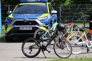 Policjanci egzaminowali uczniów z SP nr 6 w Rzeszowie na kartę rowerową.