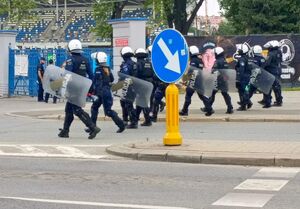 Wydarzenia
Policjanci zabezpieczali mecz pomiędzy Resovią Rzeszów i KSZO 1929 Ostrowiec Świętokrzyski