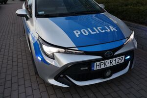 Na zdjeciu policyjny radiowóz.