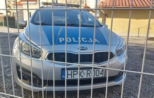 Na zdjęciu policyjny radiowóz.