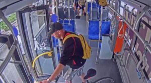 Poszukujemy mężczyzny ze zdjęcia