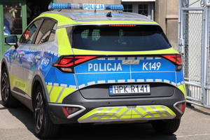 Na zdjęciu policyjny radiowóz.